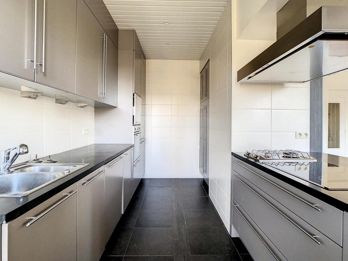 Quartier Wolvendael : Bel appartement 2ch + terrasse + prkg