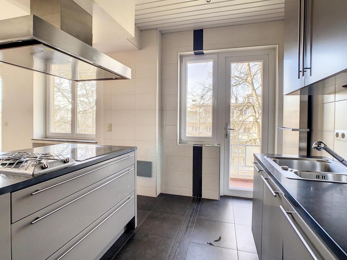 Quartier Wolvendael : Bel appartement 2ch + terrasse + prkg