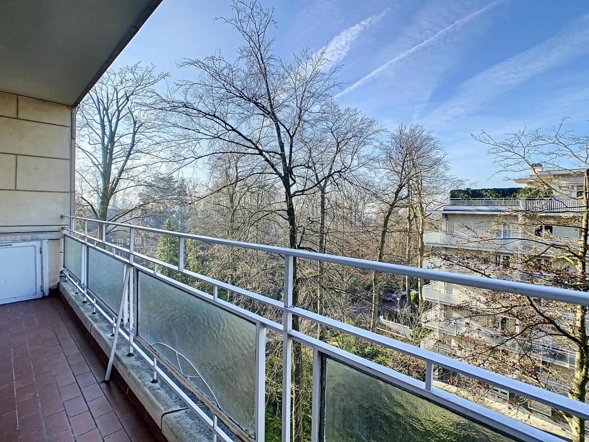Quartier Wolvendael : Bel appartement 2ch + terrasse + prkg