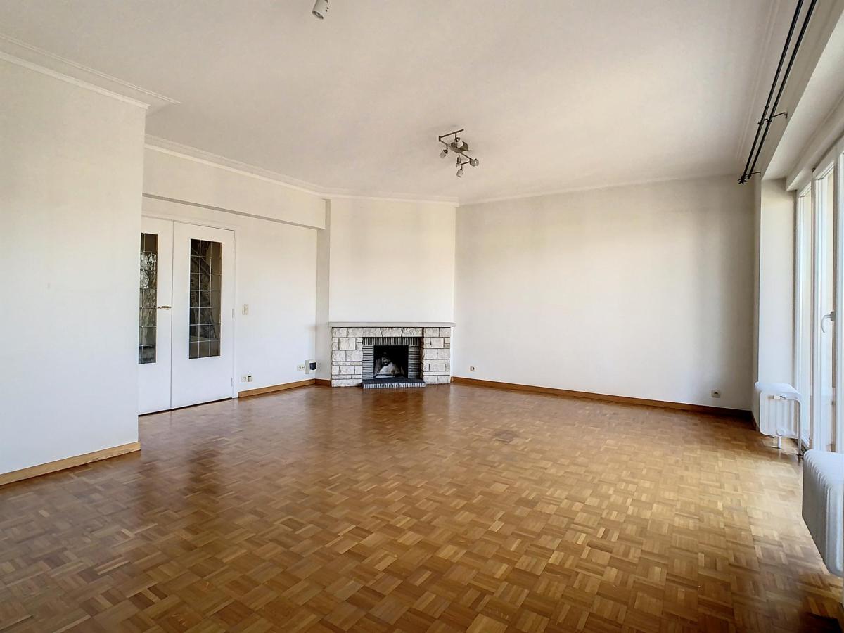 Quartier Wolvendael : Bel appartement 2ch + terrasse + prkg
