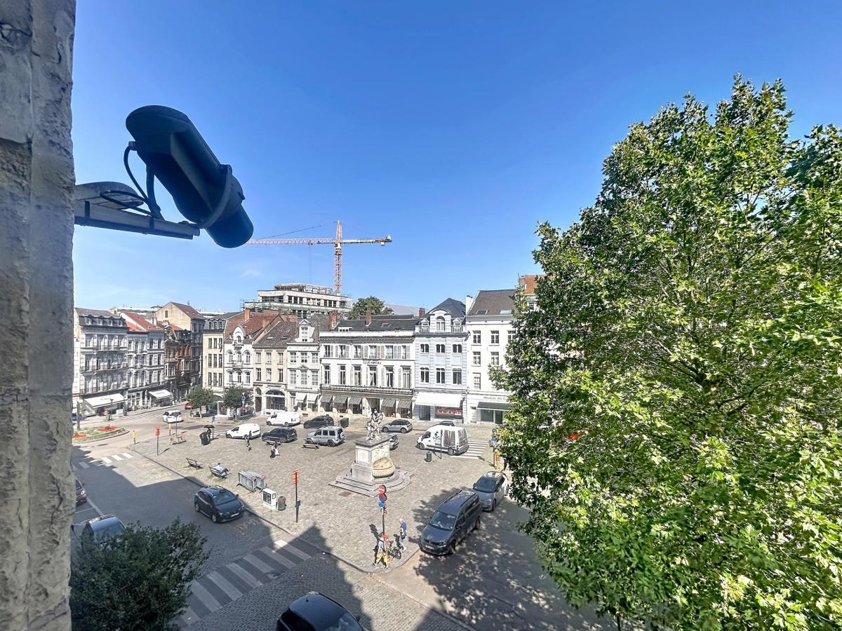 Sablon : Superbe appartement meublé + vue imprenable