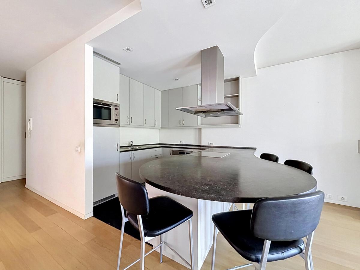 Sablon : Superbe appartement meublé + vue imprenable