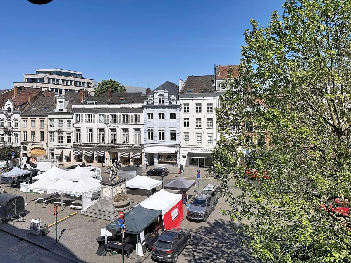 Sablon : Superbe appartement meublé + vue imprenable