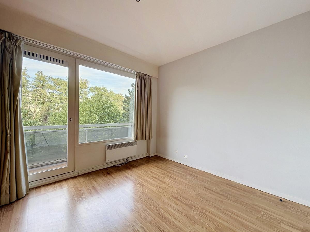 Parc Brugmann / Walzin : Bel appartement 4 chambres