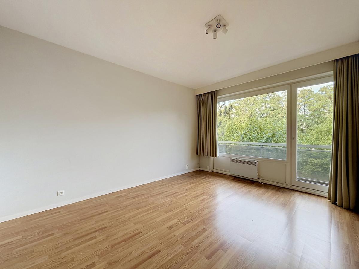 Parc Brugmann / Walzin : Bel appartement 4 chambres