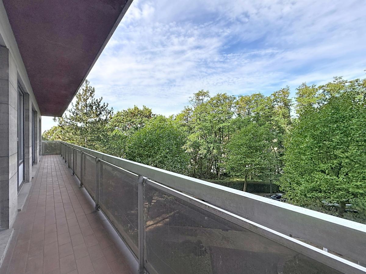 Parc Brugmann / Walzin : Bel appartement 4 chambres