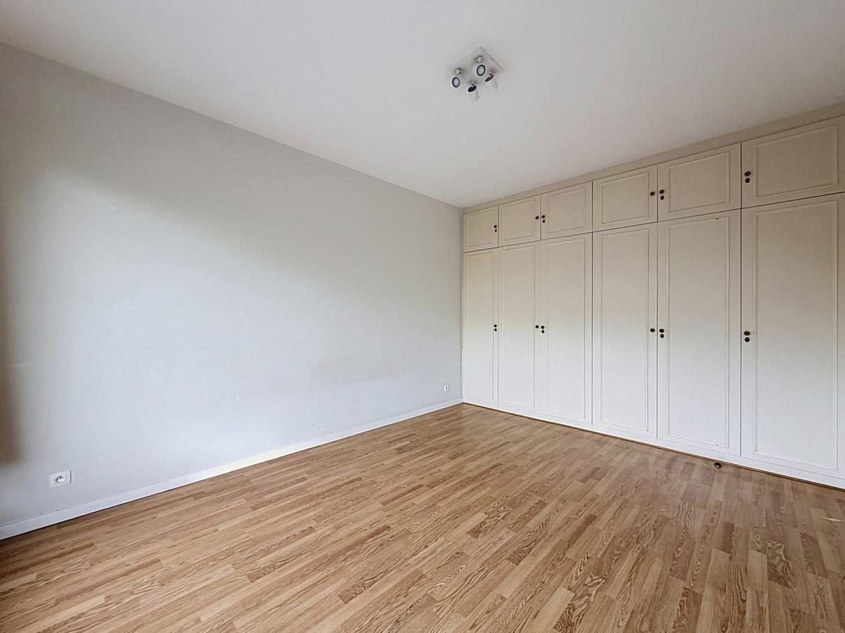 Parc Brugmann / Walzin : Bel appartement 4 chambres