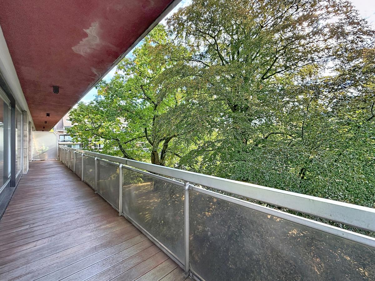 Parc Brugmann / Walzin : Bel appartement 4 chambres
