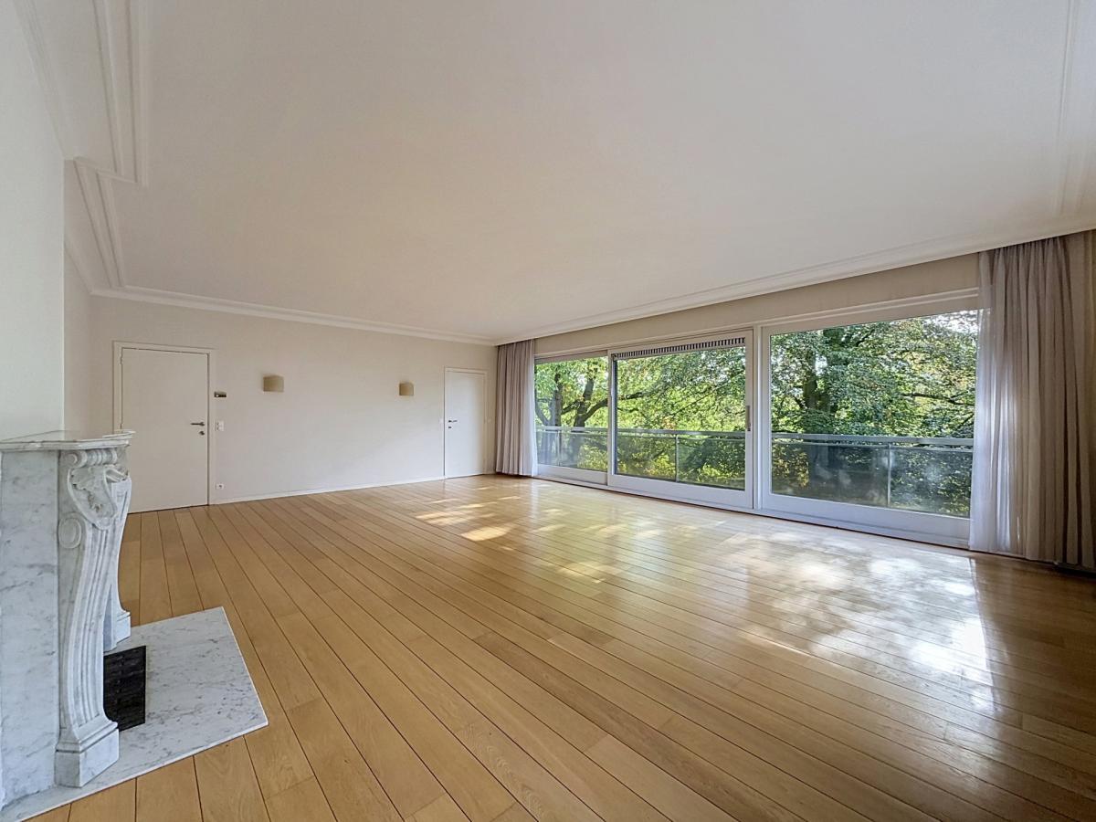 Parc Brugmann / Walzin : Bel appartement 4 chambres