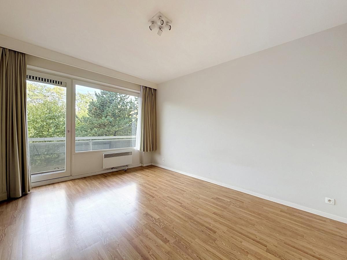 Parc Brugmann / Walzin : Bel appartement 4 chambres