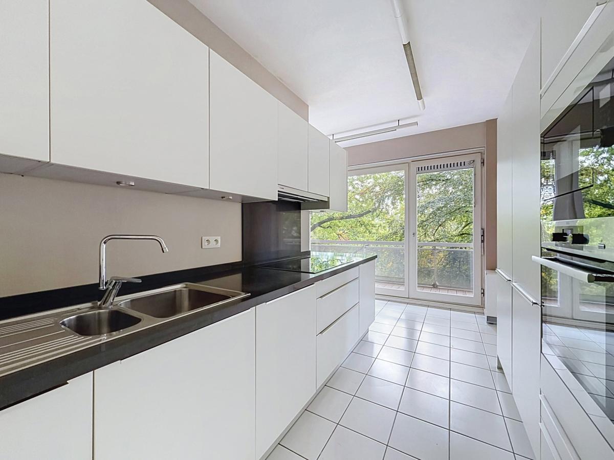 Parc Brugmann / Walzin : Bel appartement 4 chambres