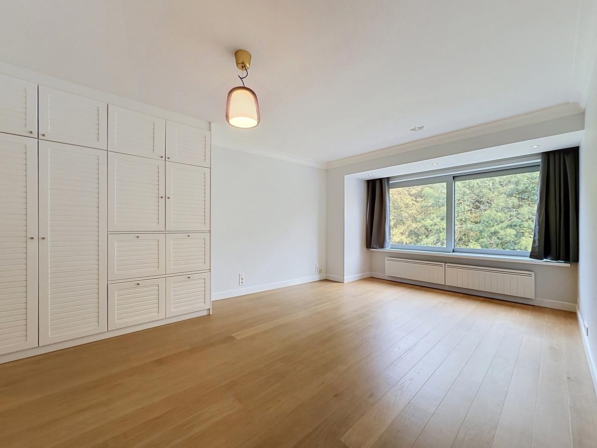 Cavell/Montjoie : Beau studio 