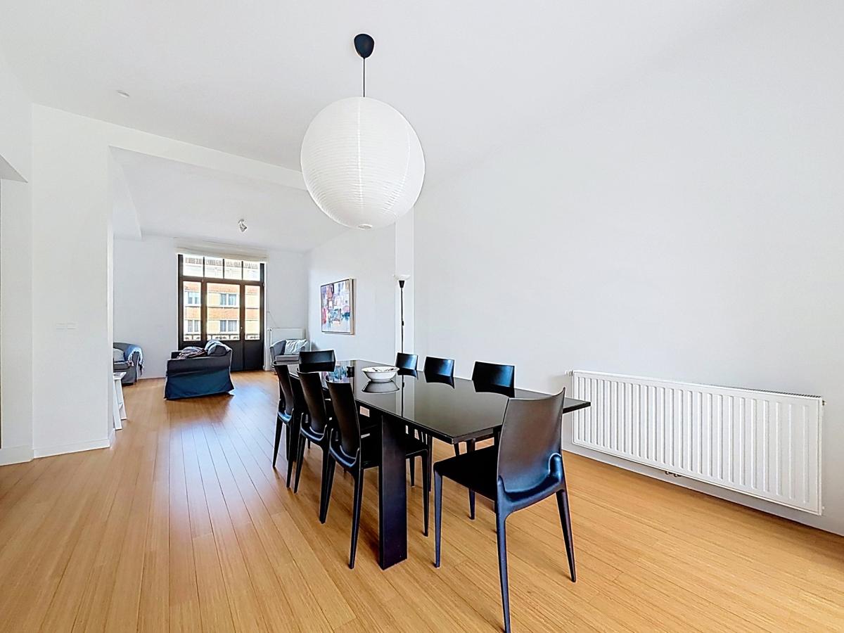 Cimetière d'Ixelles : Duplex 2 chambres meublé + terrasse 