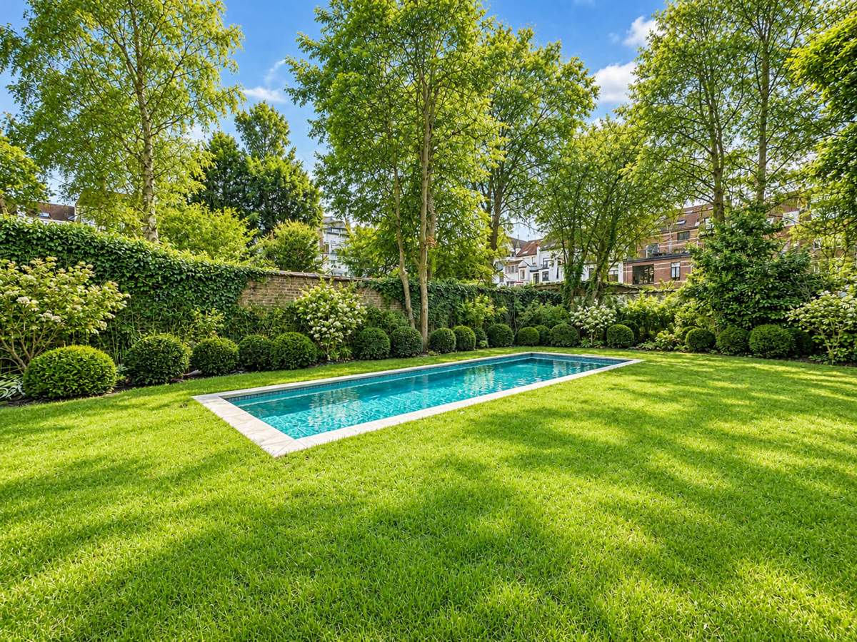 Merjay : Sublime RDC avec jardin et piscine remis à neuf