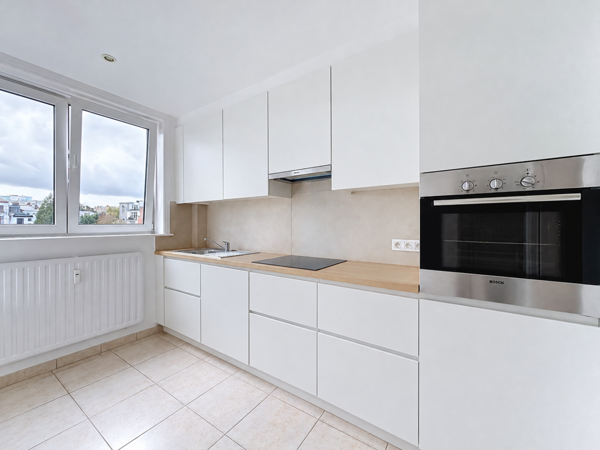 Place Brugmann : Bel appartement 2 ch. remis à neuf