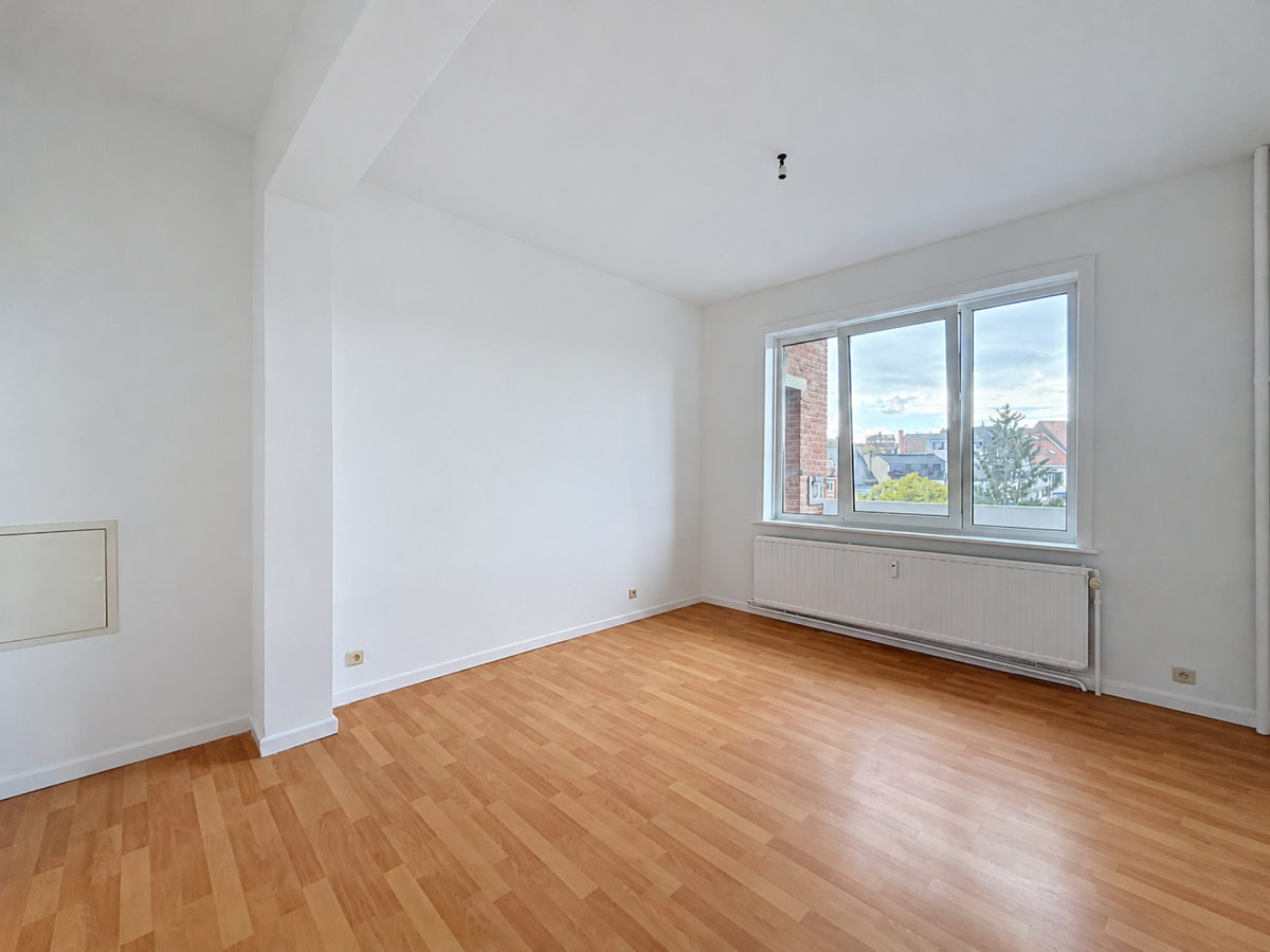 Place Brugmann : Bel appartement 2 ch. remis à neuf