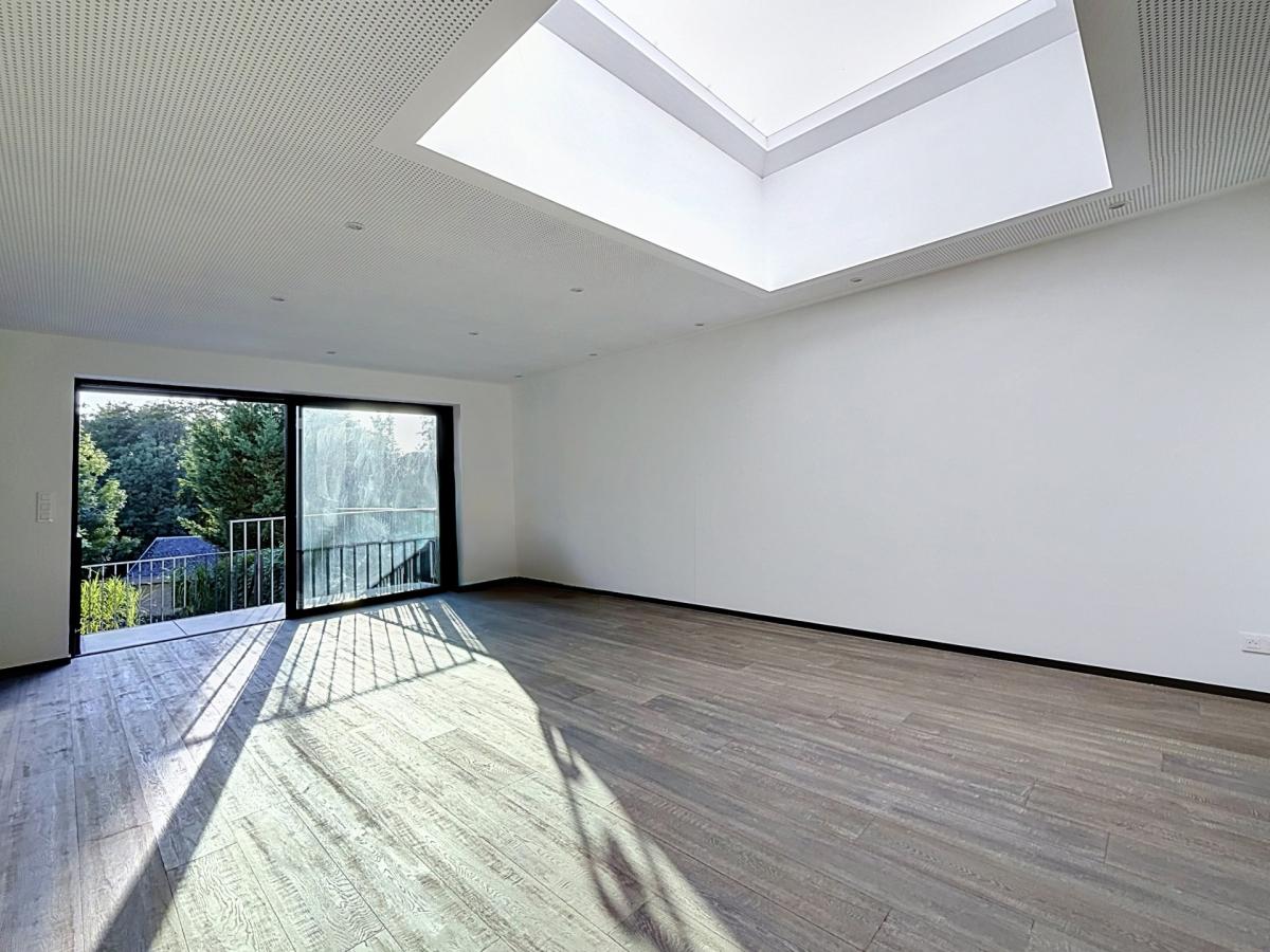 Uccle : Maison 5 chambres entièrement rénovée + jardin !