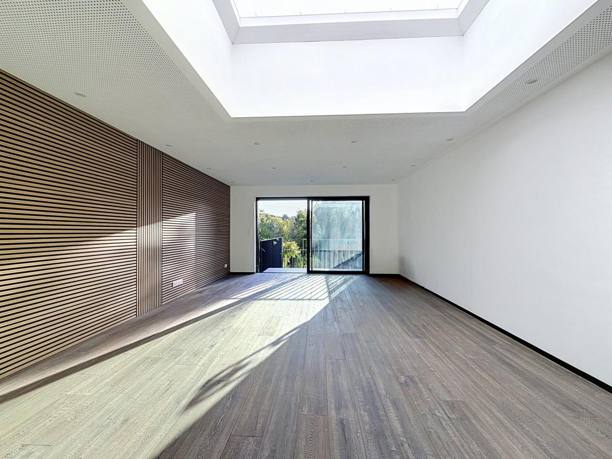 Uccle : Maison 5 chambres entièrement rénovée + jardin !