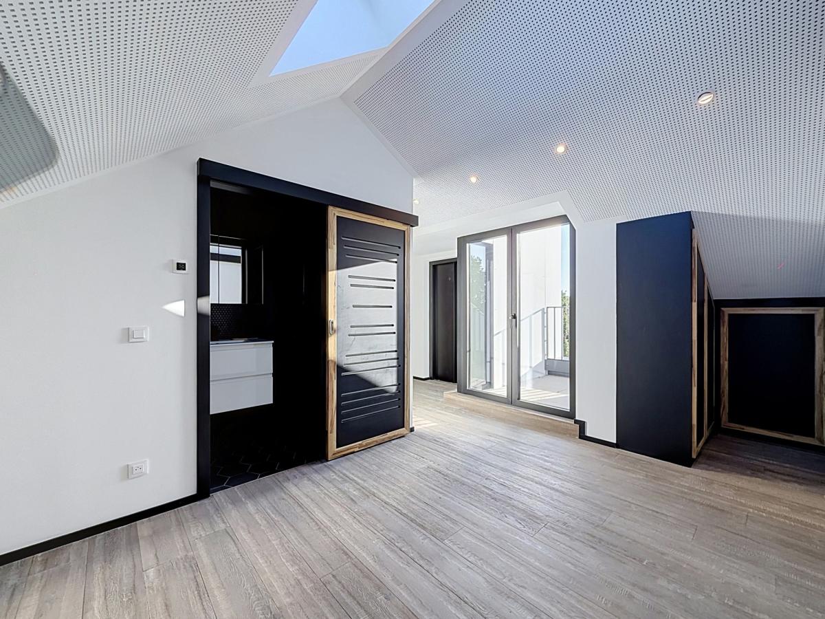 Uccle : Maison 5 chambres entièrement rénovée + jardin !