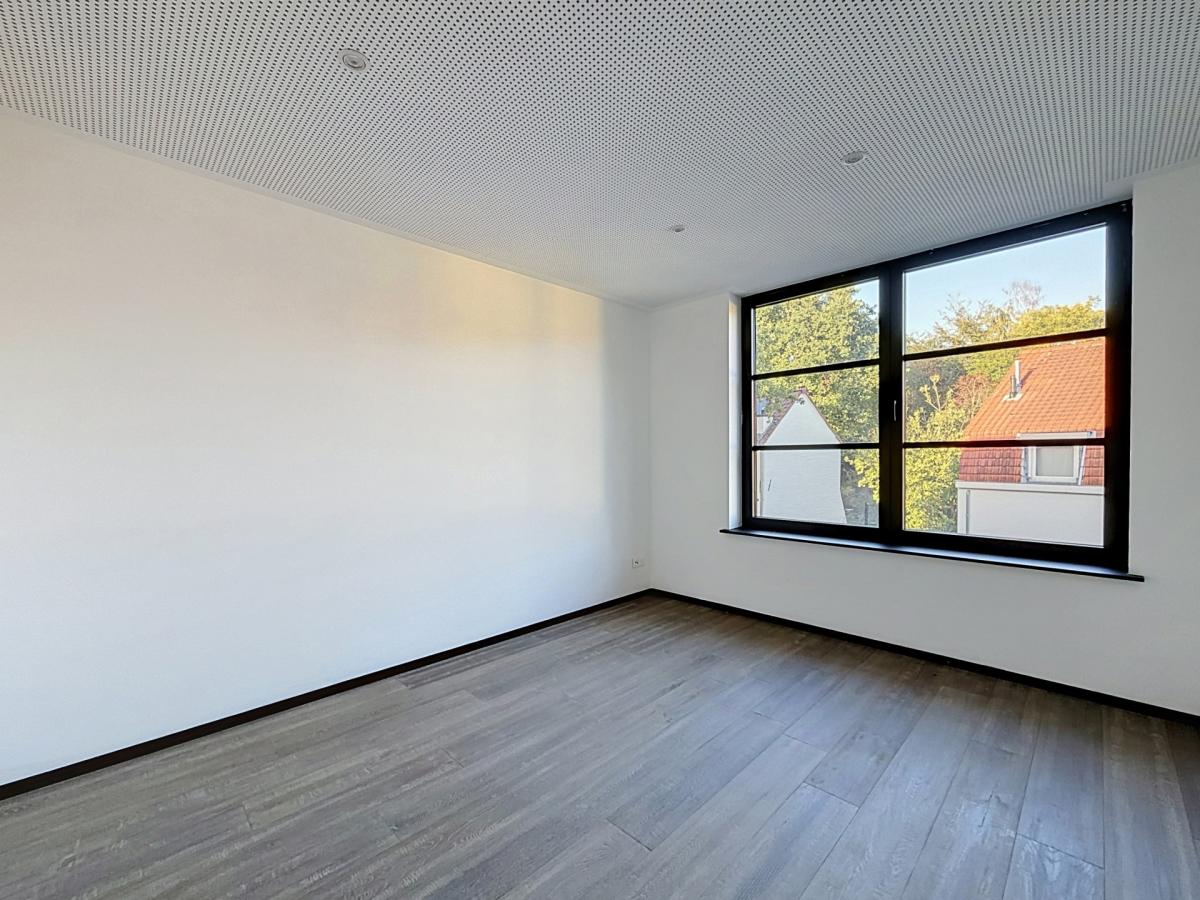 Uccle : Maison 5 chambres entièrement rénovée + jardin !