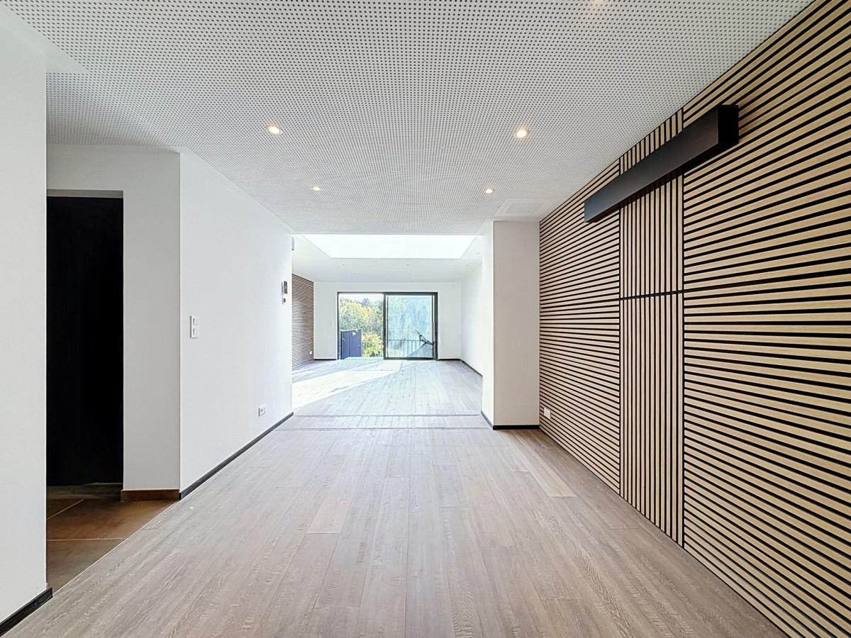 Uccle : Maison 5 chambres entièrement rénovée + jardin !