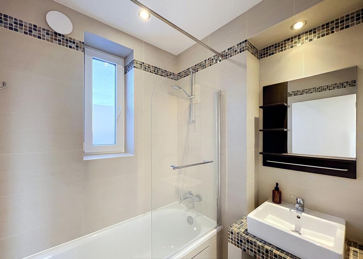 Cinquantenaire – Magnifique penthouse 1 ch. + terrasse
