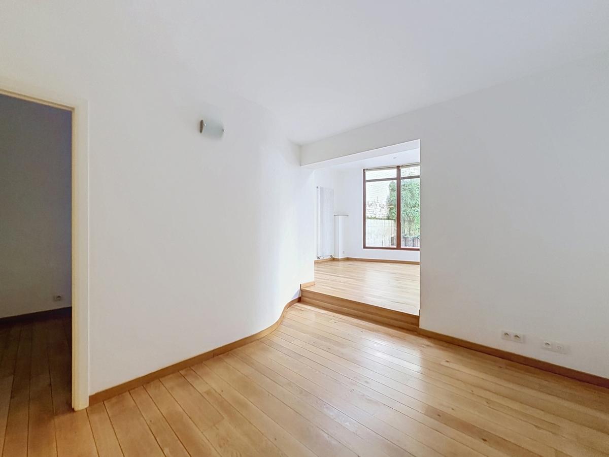 Etangs Ixelles : Appartement 1 chambre + terrasse & Jardin