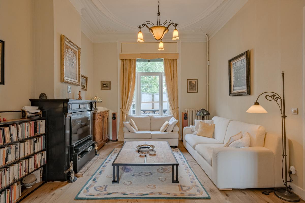 Place Brugmann : maison 6 ch + jardin orienté Sud