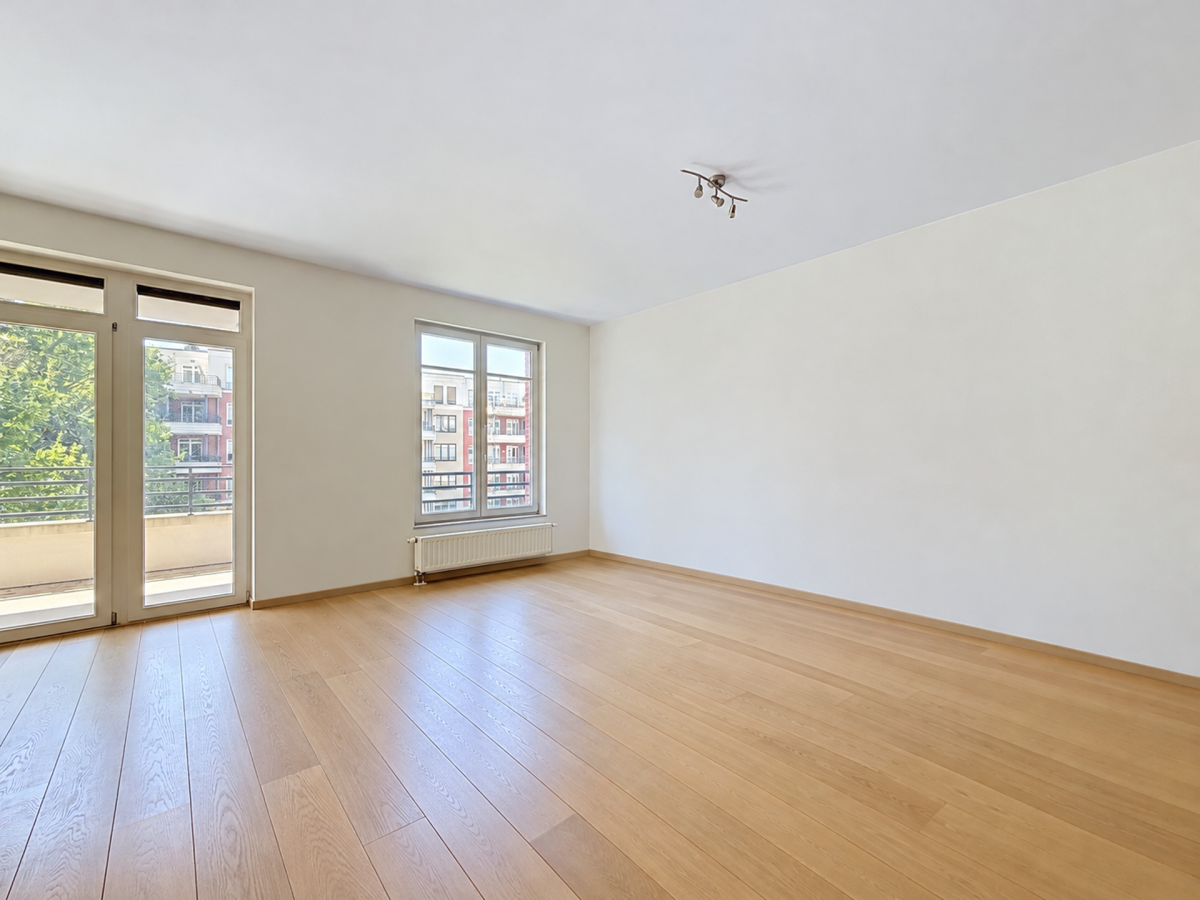 Place Brugmann : Superbe appartement 2 chambres + terrasse