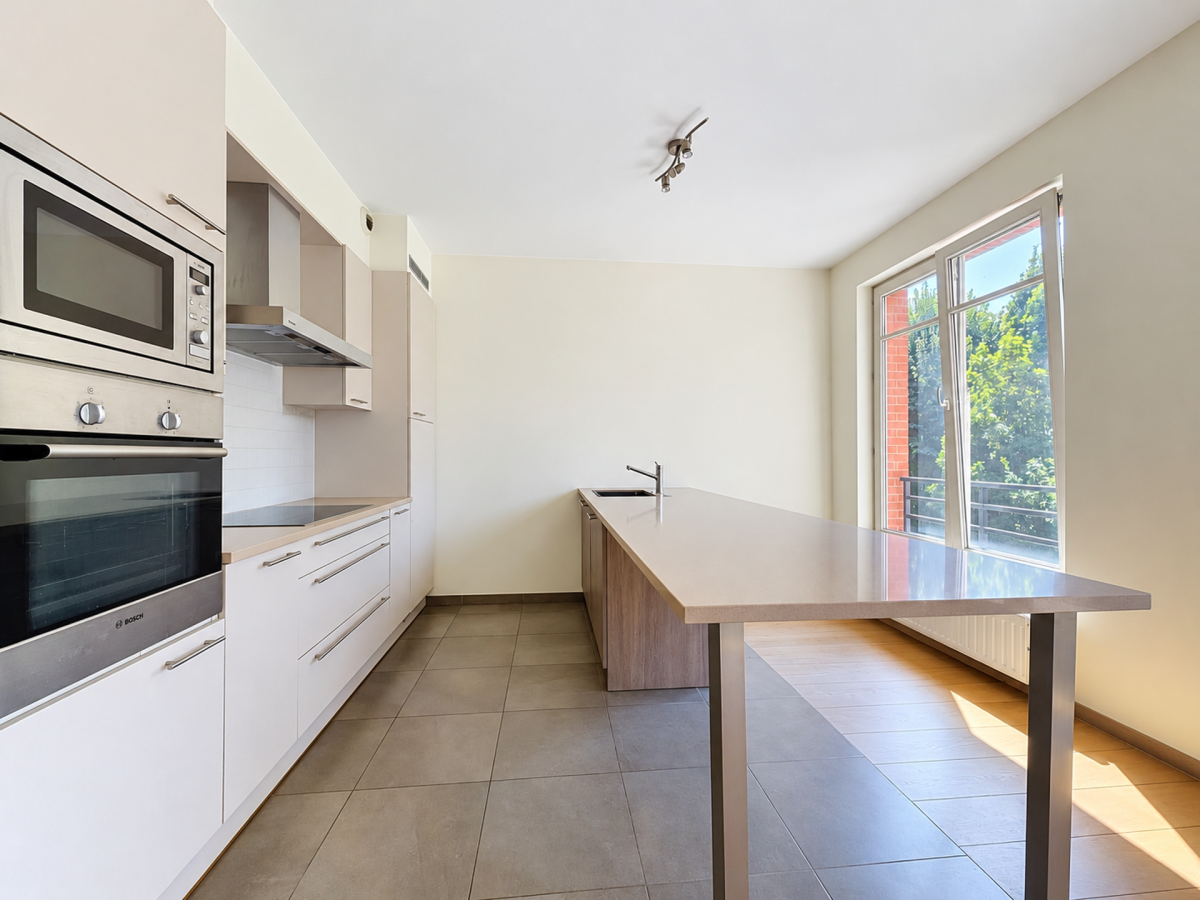 Place Brugmann : Superbe appartement 2 chambres + terrasse