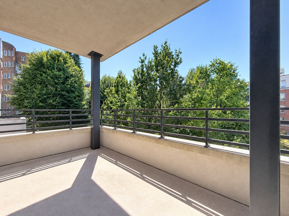 Place Brugmann : Superbe appartement 2 chambres + terrasse