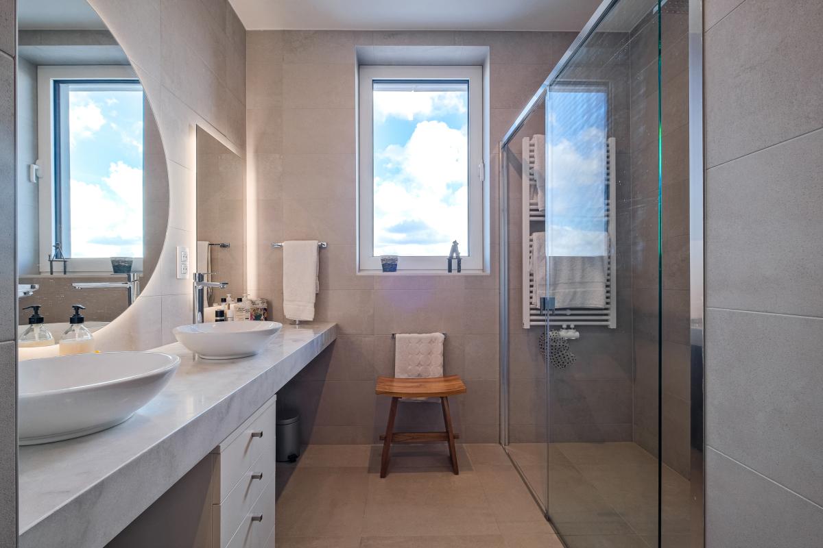 Cavell : Appartement 3 chambres + bureau, terrasses