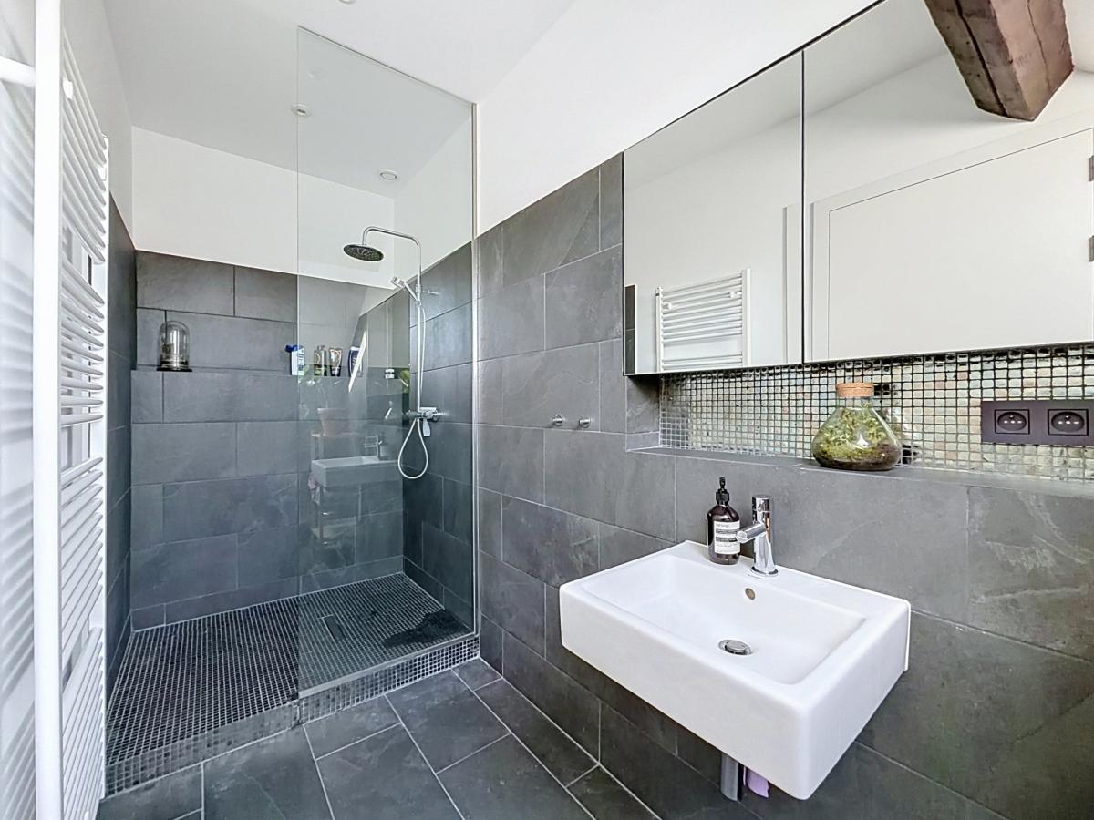 Chaussée d'Ixelles : Sublime penthouse + terrasses