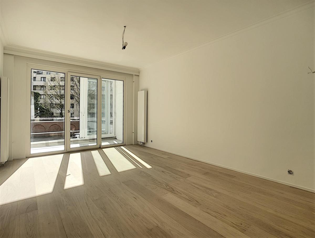 Bois de la Cambre : magnifique appartement 3 ch. + terrasse
