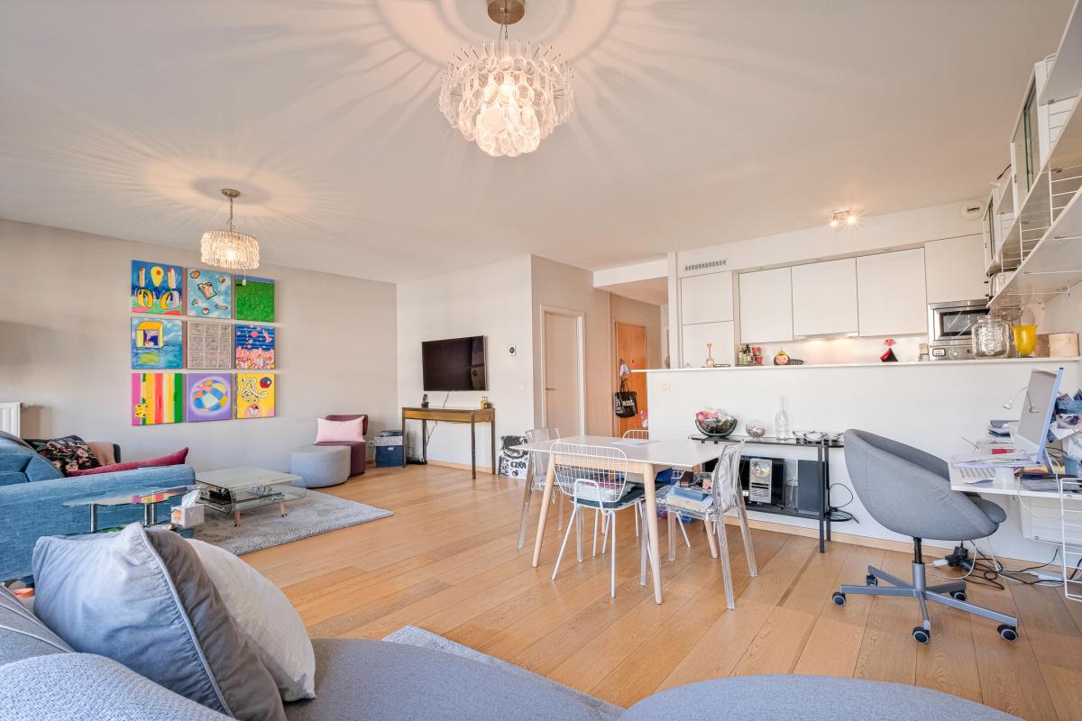 Ixelles, Place Brugmann appartement avec terrasse, parking