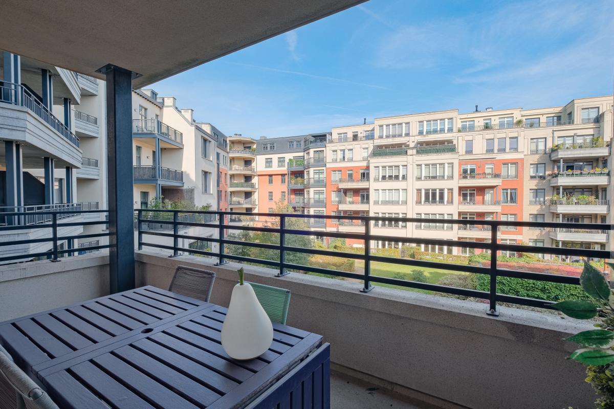 Ixelles, Place Brugmann appartement avec terrasse, parking
