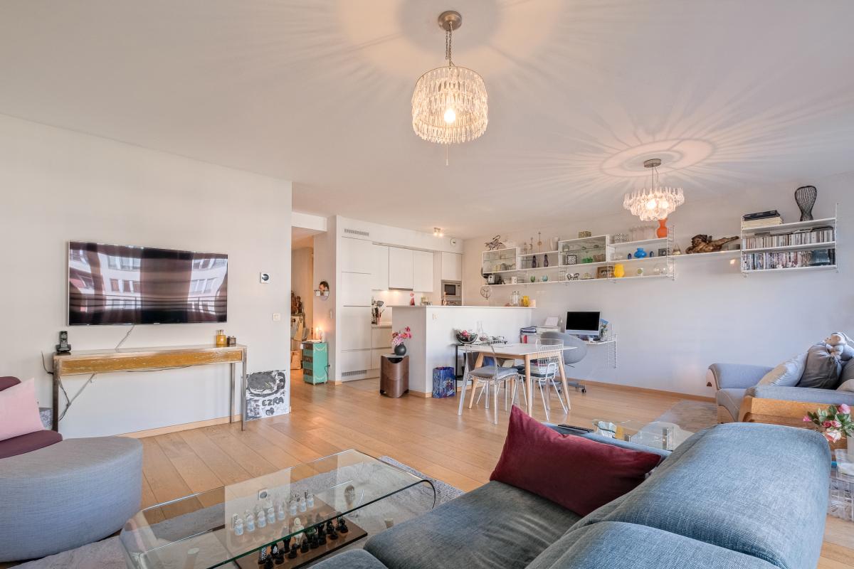 Ixelles, Place Brugmann appartement avec terrasse, parking