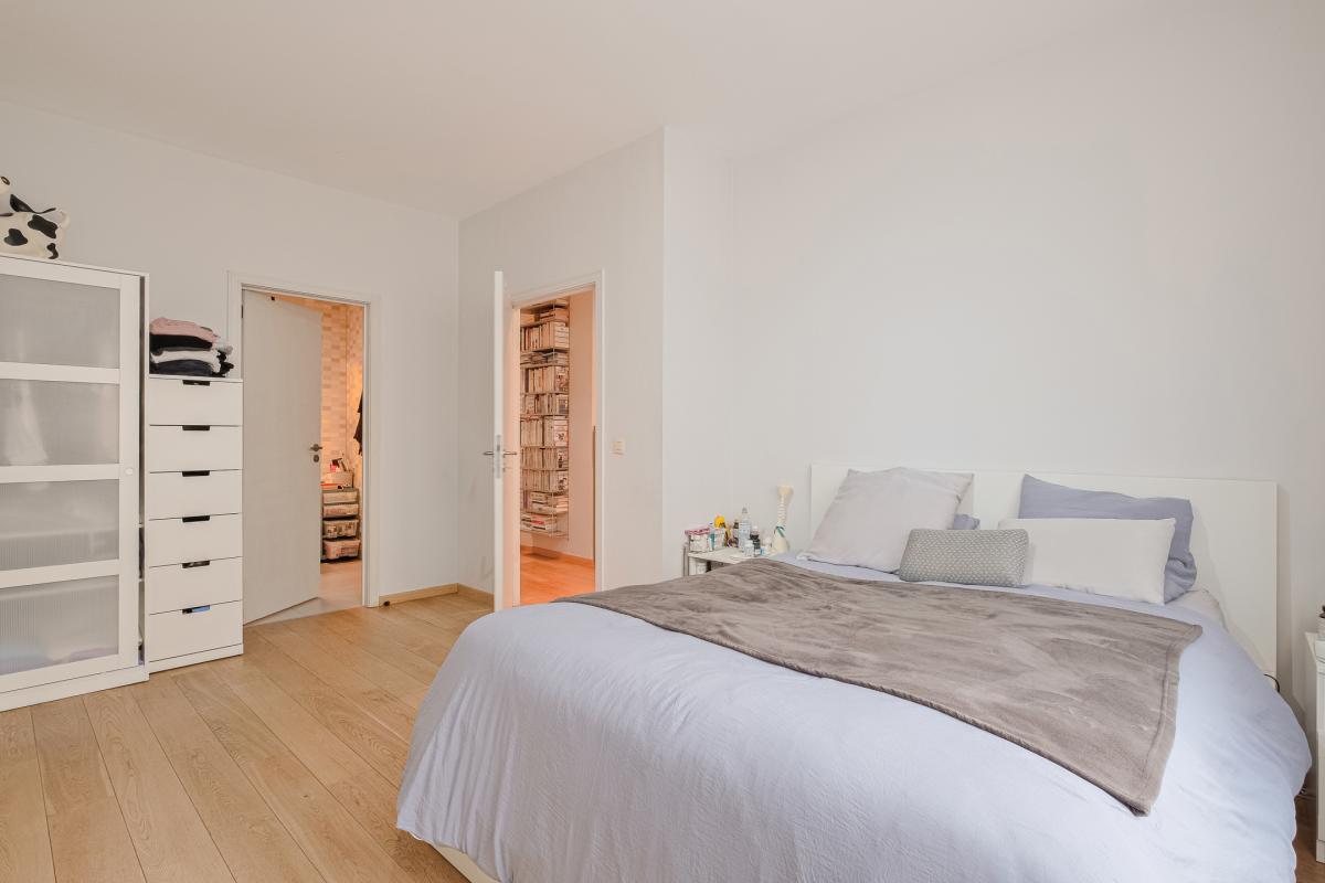 Ixelles, Place Brugmann appartement avec terrasse, parking