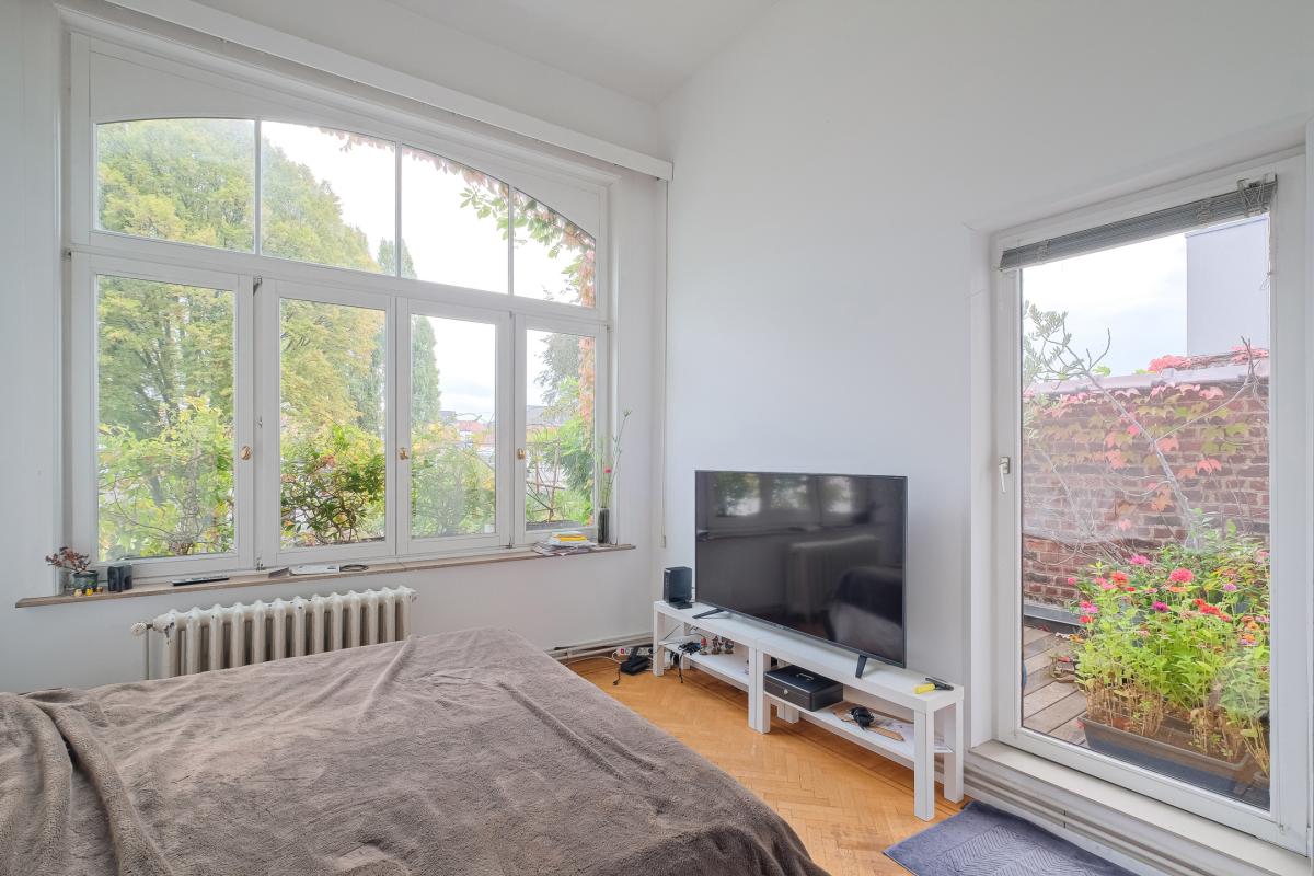 Etangs d'Ixelles, maison de Maître révové de 410 m2  jardin