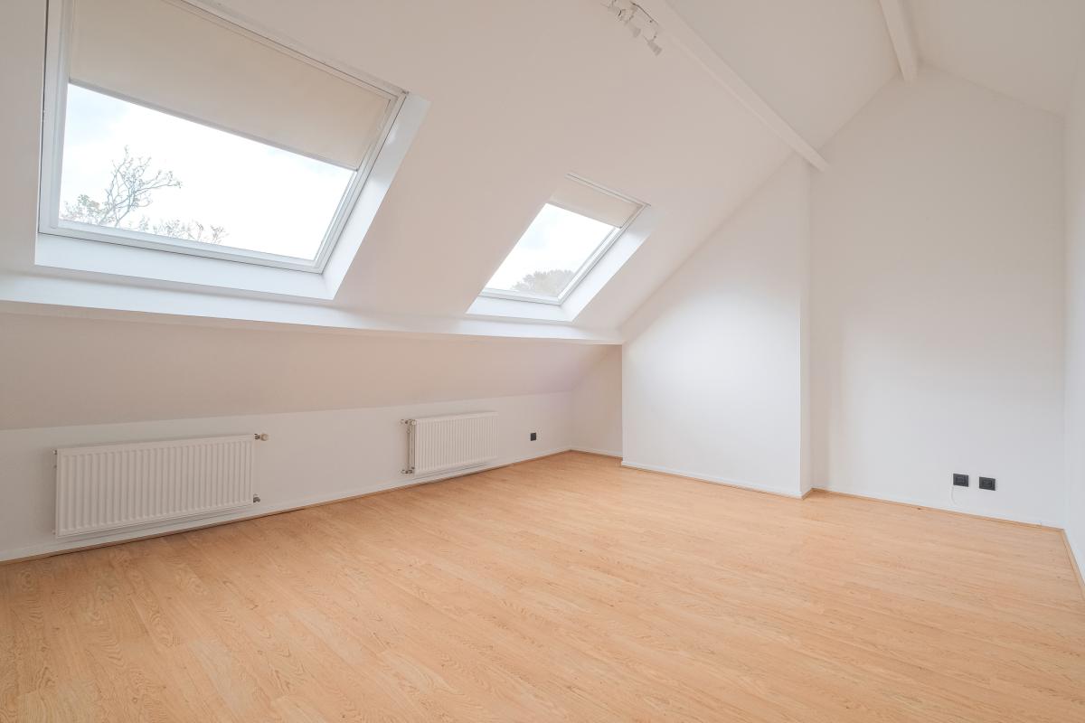 Etangs d'Ixelles, maison de Maître révové de 410 m2  jardin