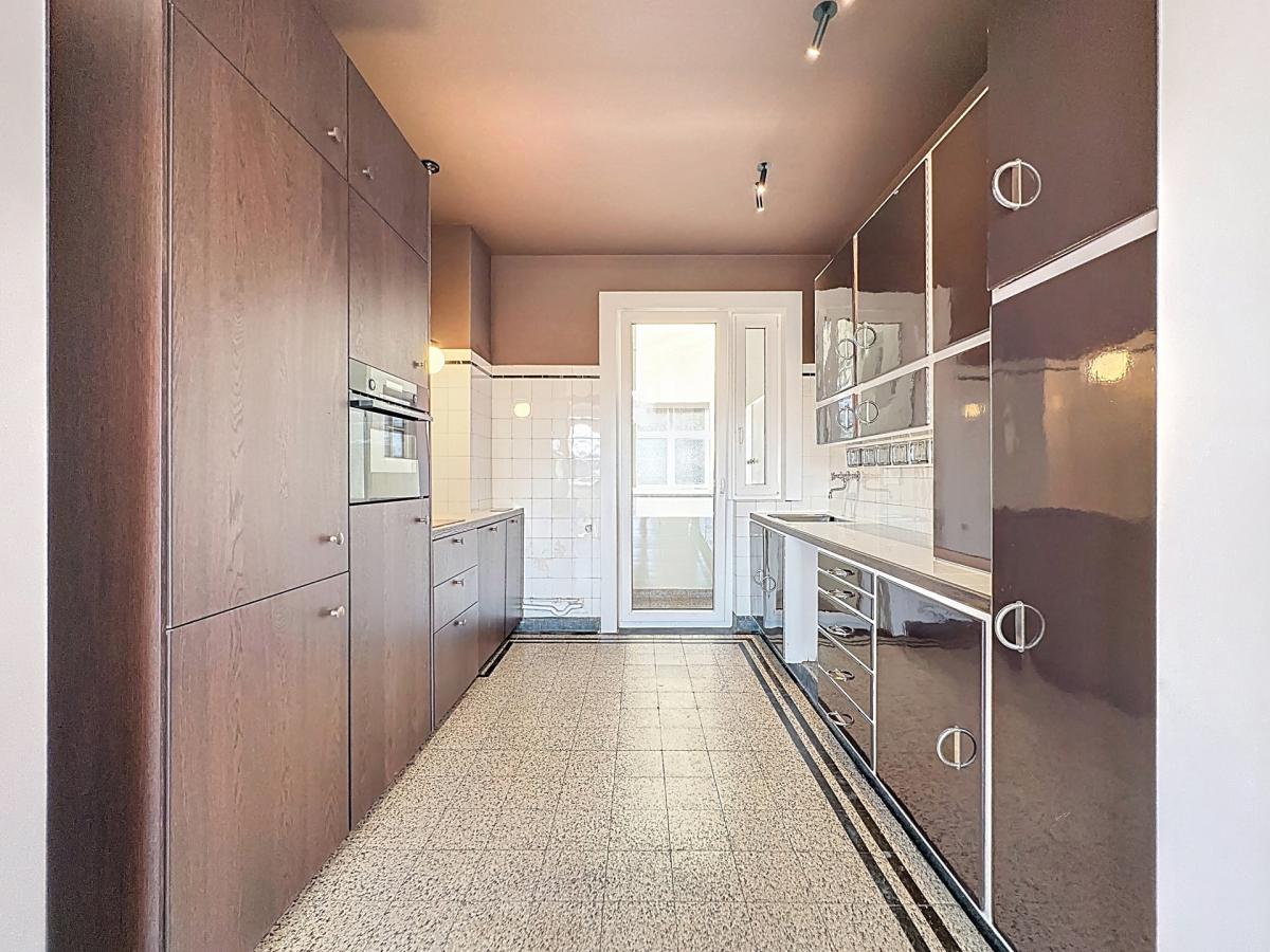 Molière : Charmant appartement de caractère rénové + balcons
