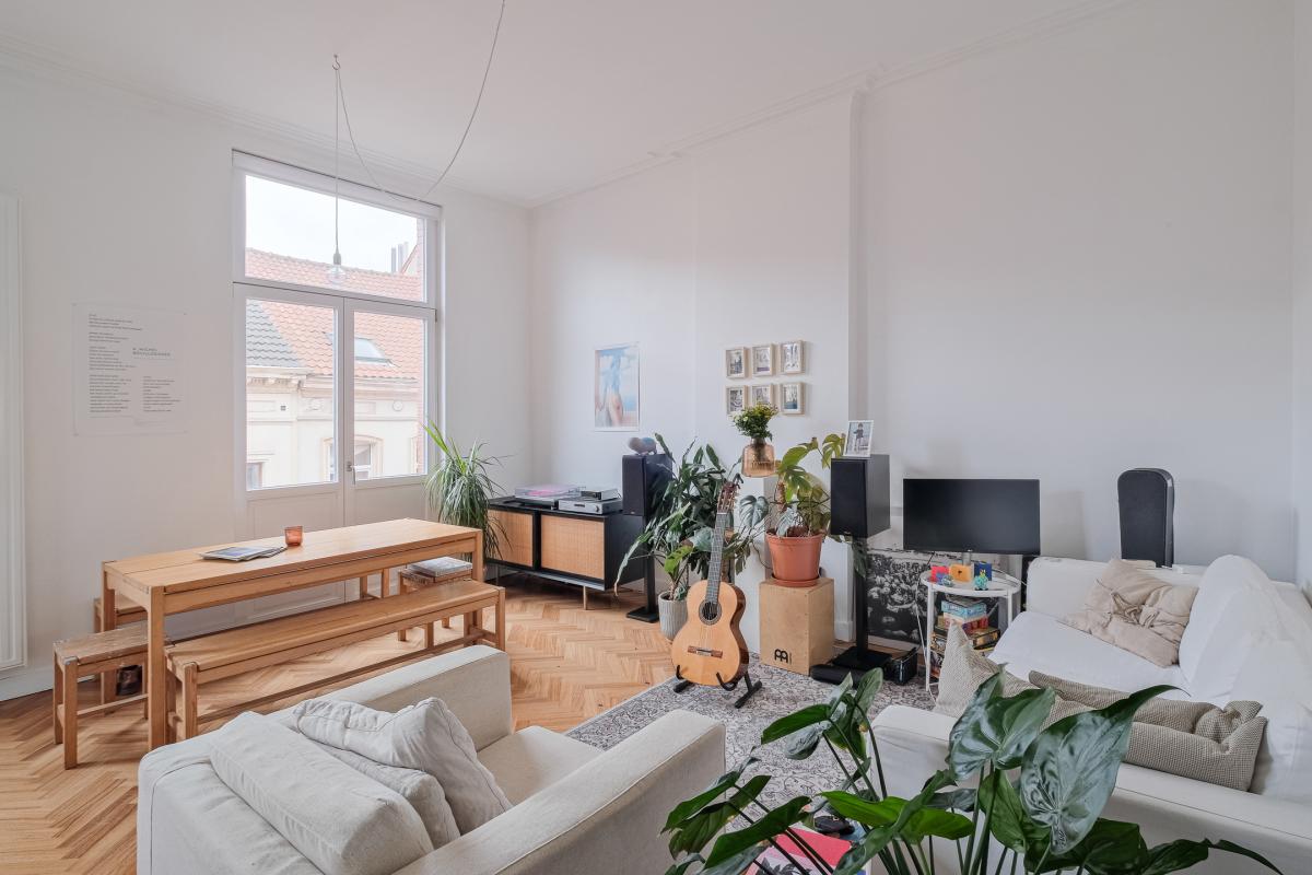 Fernand Cocq : appartement une chambre + bureau et terrasses