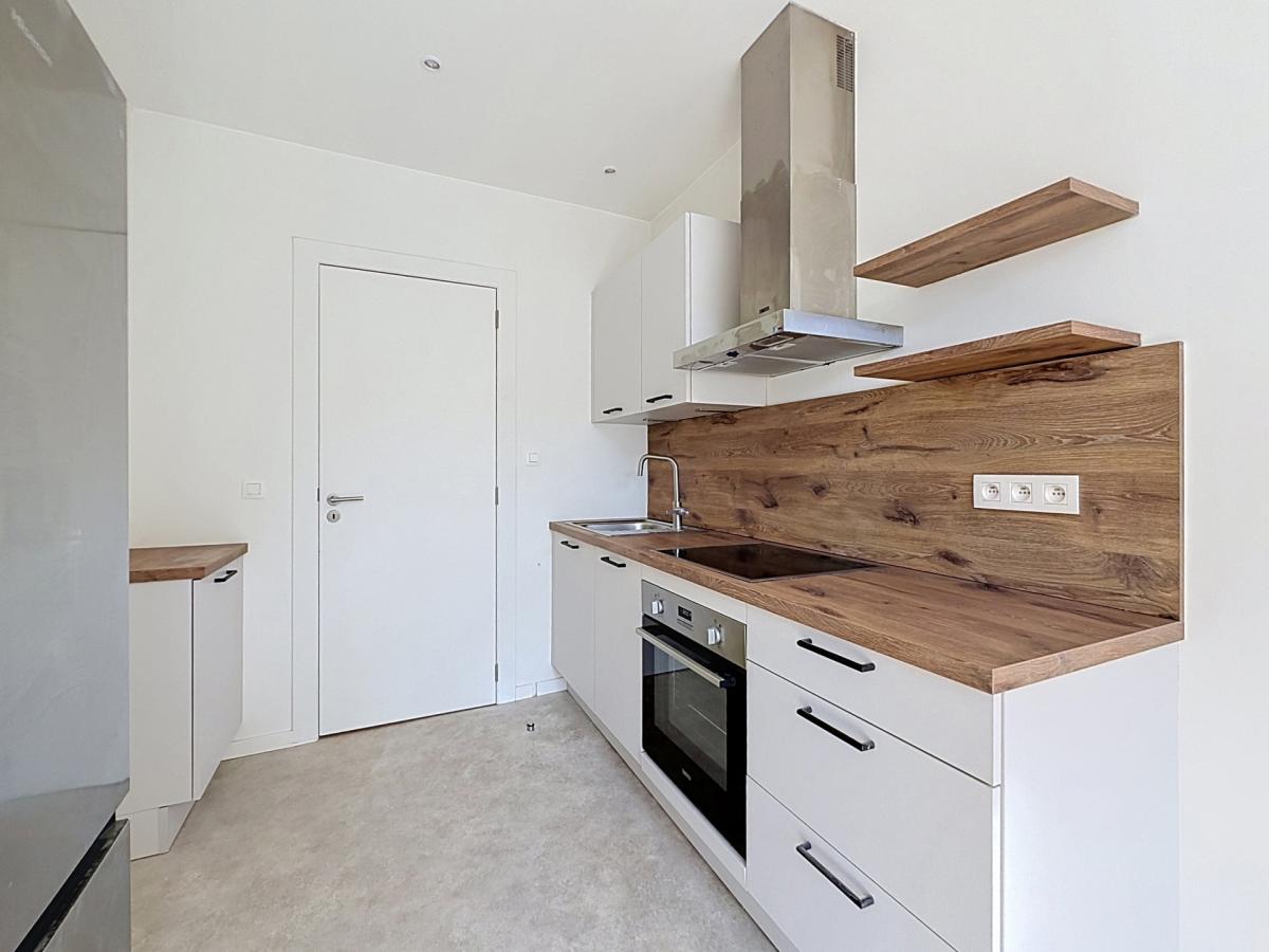 Darwin : Bel appartement au dernier étage + balcon