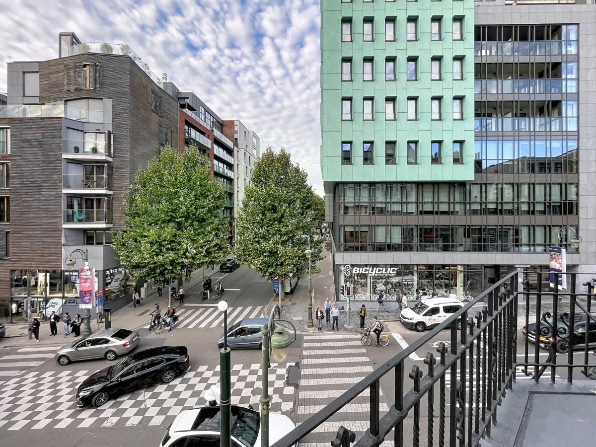 Cinquantenaire - Magnifique appartement 1 ch. rénové
