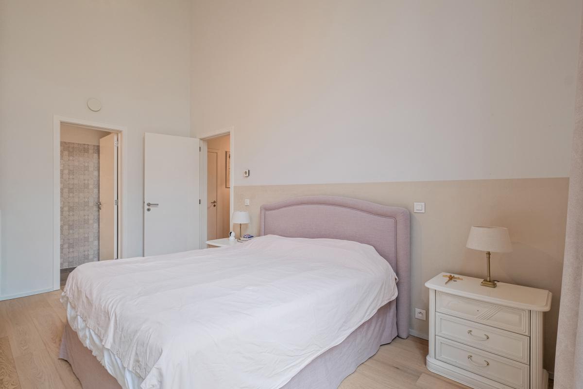 Place Stéphanie, superbe appartement 2 chambres + terrasse 